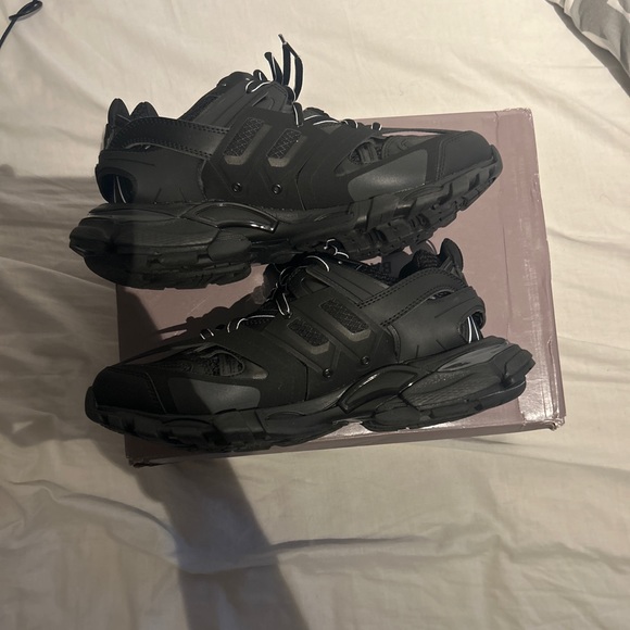 Balenciaga Track Sneakers Black/Black (43)(9) - Picture 3 of 9